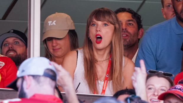 Pop star Taylor Swift at Chiefs' game